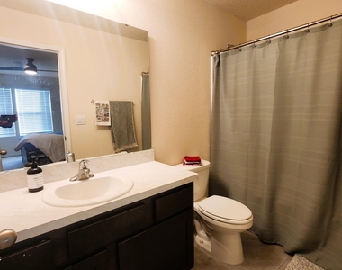 37 Temple Drive - Photo Thumbnail 25