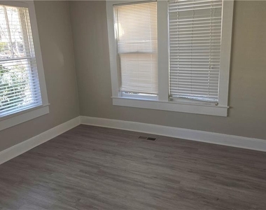 615 Dyer Street - Photo Thumbnail 17