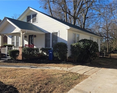 615 Dyer Street - Photo Thumbnail 1
