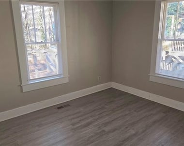 615 Dyer Street - Photo Thumbnail 15