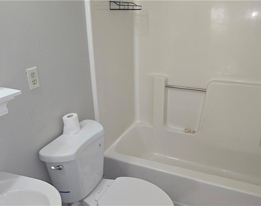 615 Dyer Street - Photo Thumbnail 18