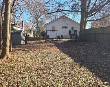615 Dyer Street - Photo Thumbnail 5