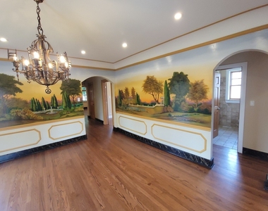 2151 W Granville Avenue - Photo Thumbnail 4