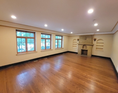 2151 W Granville Avenue - Photo Thumbnail 1