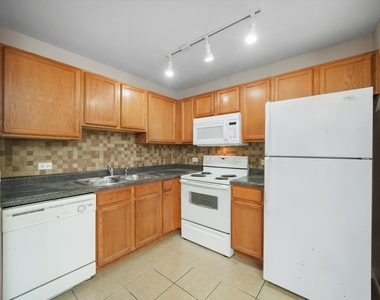 3423 Ridgeland Avenue - Photo Thumbnail 7