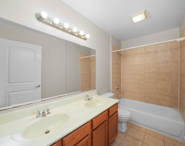 3423 Ridgeland Avenue - Photo Thumbnail 18