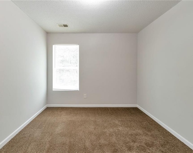 2306 Bigwood Trail - Photo Thumbnail 8