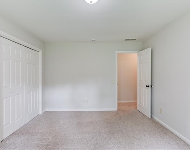 153 Lantern Ridge Court - Photo Thumbnail 33