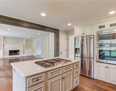 153 Lantern Ridge Court - Photo Thumbnail 16