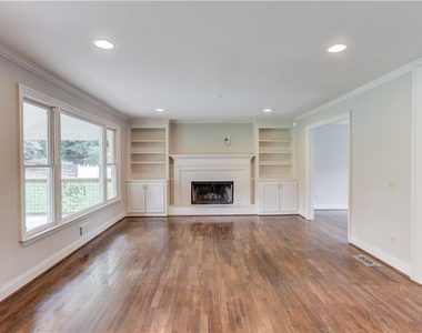 153 Lantern Ridge Court - Photo Thumbnail 11
