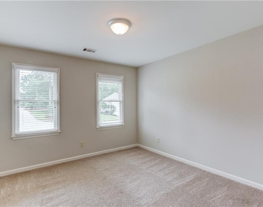 153 Lantern Ridge Court - Photo Thumbnail 28