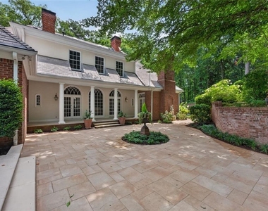 140 Valley Road Nw - Photo Thumbnail 8