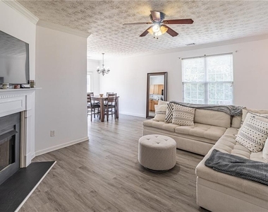 4834 Zephyr Cove Place - Photo Thumbnail 8
