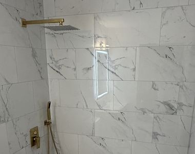 295 Hunterdon Court - Photo Thumbnail 3