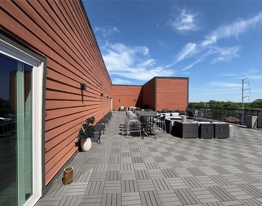 525 Parkway Drive Ne - Photo Thumbnail 20