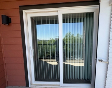 525 Parkway Drive Ne - Photo Thumbnail 17