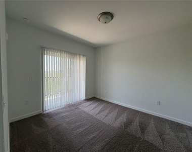 525 Parkway Drive Ne - Photo Thumbnail 11