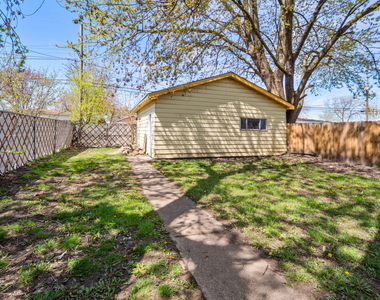 12532 S Throop Street - Photo Thumbnail 8