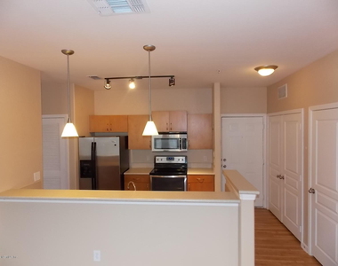 8290 Gate Parkway W - Photo Thumbnail 17