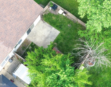 1405 Merrimac Lane N - Photo Thumbnail 40