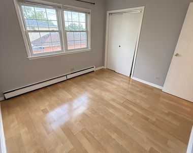4337 Prescott Avenue - Photo Thumbnail 8