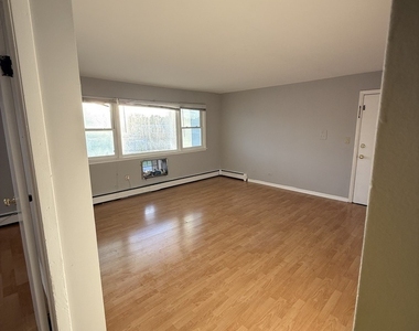 4337 Prescott Avenue - Photo Thumbnail 1