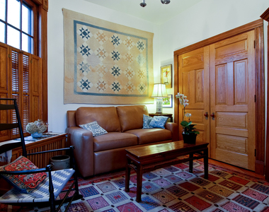 622 W Briar Place - Photo Thumbnail 7