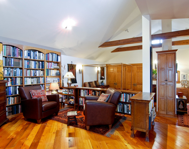 622 W Briar Place - Photo Thumbnail 22