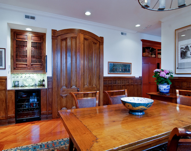 622 W Briar Place - Photo Thumbnail 10