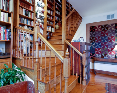 622 W Briar Place - Photo Thumbnail 3