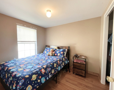 310 Johnson Street - Photo Thumbnail 5