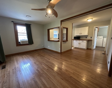37 S Heather Drive - Photo Thumbnail 3