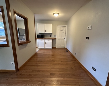 37 S Heather Drive - Photo Thumbnail 4
