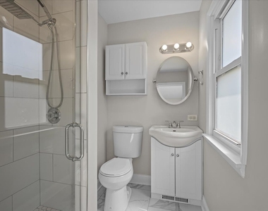 333 Warwick Road - Photo Thumbnail 15