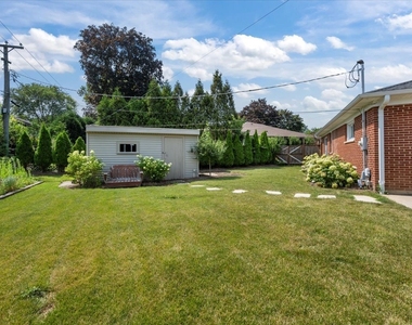333 Warwick Road - Photo Thumbnail 18