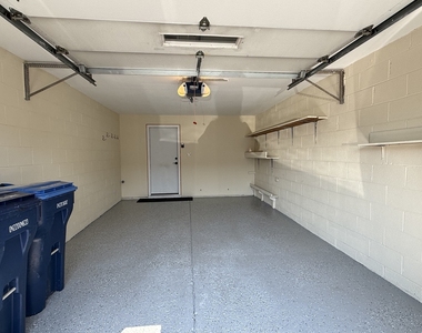 206 Barcliffe Lane - Photo Thumbnail 12
