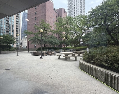 10 E Ontario Street - Photo Thumbnail 18