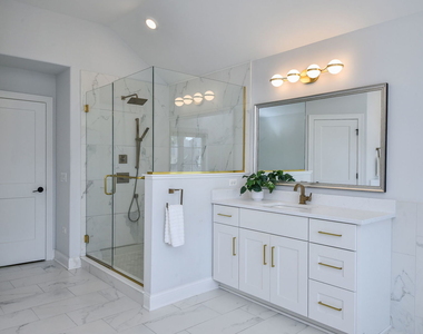 2447 Sharon Court - Photo Thumbnail 19