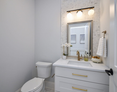 2447 Sharon Court - Photo Thumbnail 15