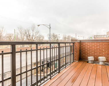 4113 N Southport Avenue - Photo Thumbnail 12