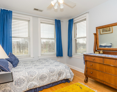 4113 N Southport Avenue - Photo Thumbnail 20