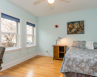 4113 N Southport Avenue - Photo Thumbnail 33