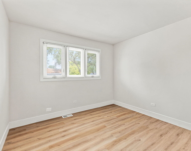 9300 Major Avenue - Photo Thumbnail 10