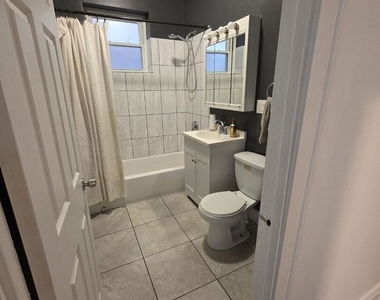 1318 N Homan Avenue - Photo Thumbnail 9