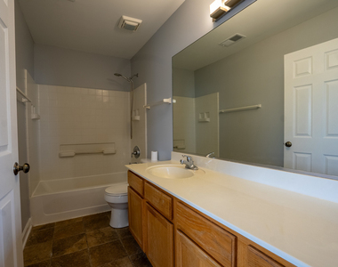 2837 Oakmont Drive - Photo Thumbnail 10