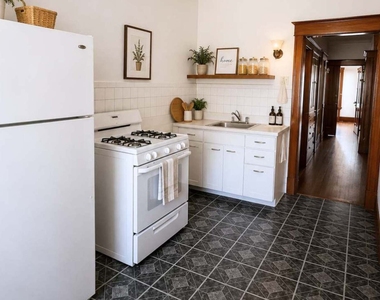 494 S Chicago Avenue - Photo Thumbnail 3