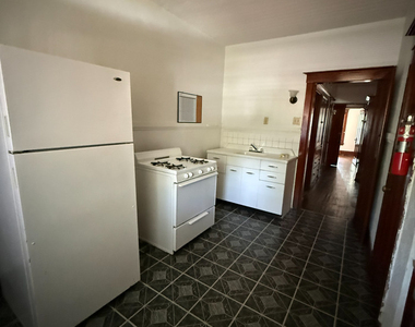 494 S Chicago Avenue - Photo Thumbnail 11