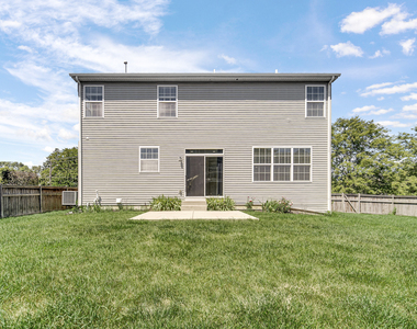 803 W Courtland Street - Photo Thumbnail 30