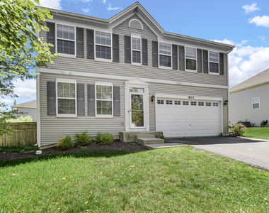 803 W Courtland Street - Photo Thumbnail 3