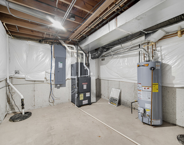 803 W Courtland Street - Photo Thumbnail 29